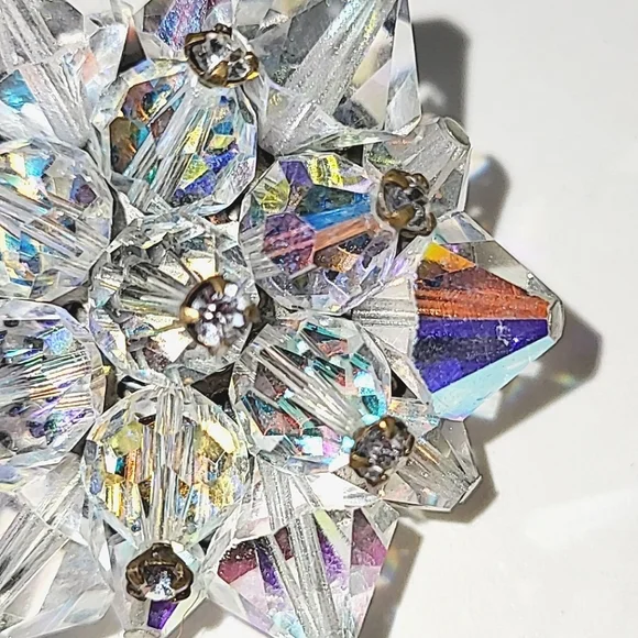 AURORA BOREALIS CRYSTAL CLUSTER VINTAGE PIN BROOCH - Picture 4 of 7